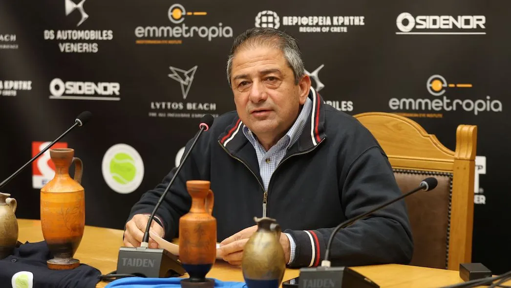 Πέτρος Τσαρκνιάς