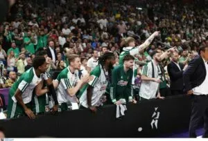 Κώστας Σλούκας