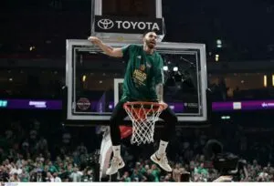 Κώστας Σλούκας