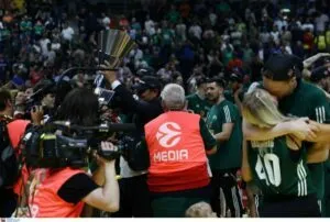 Κώστας Σλούκας