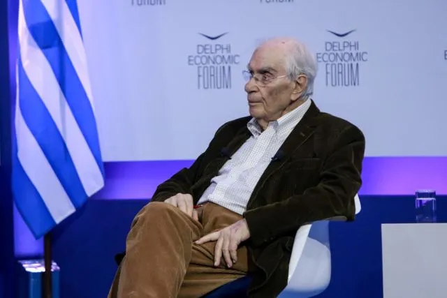 Γιώργος Μπαμπινιώτης