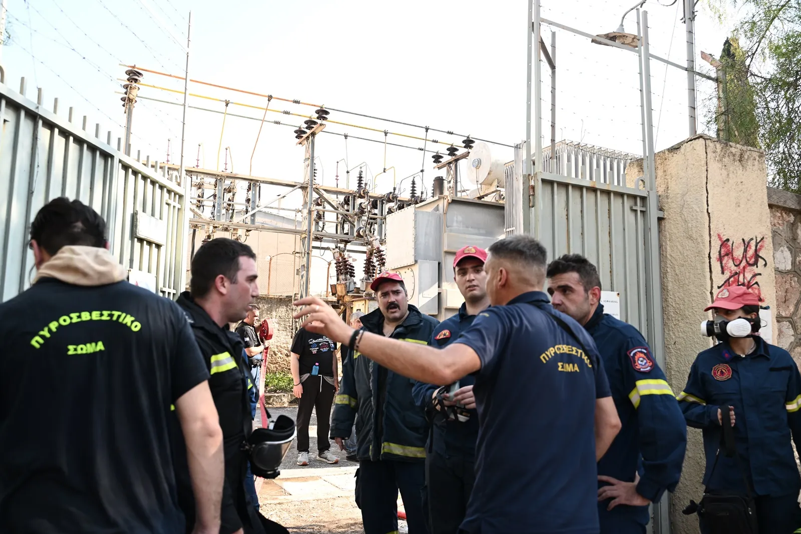 Φωτιά σε υποσταθμό της ΔΕΗ Δάφνη: Συναγερμός στην Πυροσβεστική