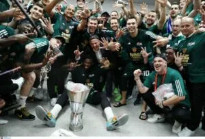 Κώστας Σλούκας